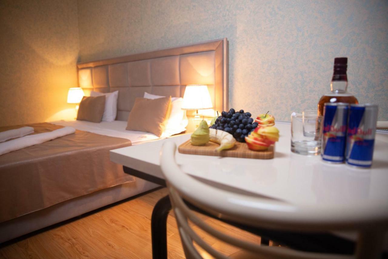 Eleon Hotel Баку Экстерьер фото
