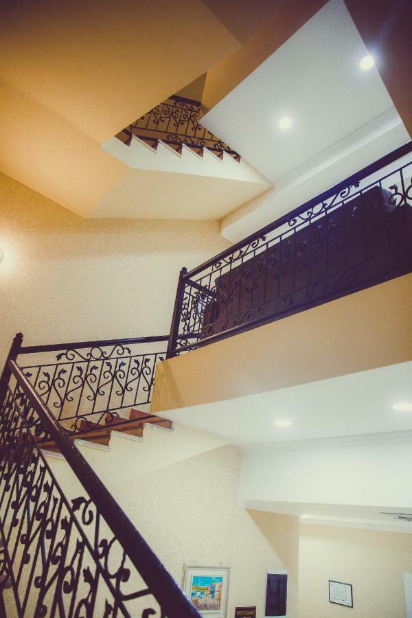 Eleon Hotel Баку Экстерьер фото
