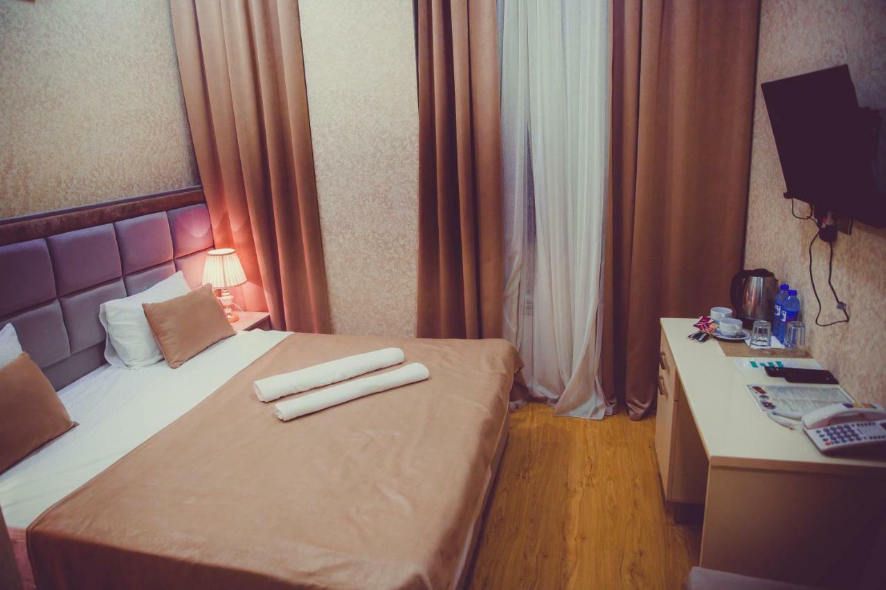 Eleon Hotel Баку Экстерьер фото
